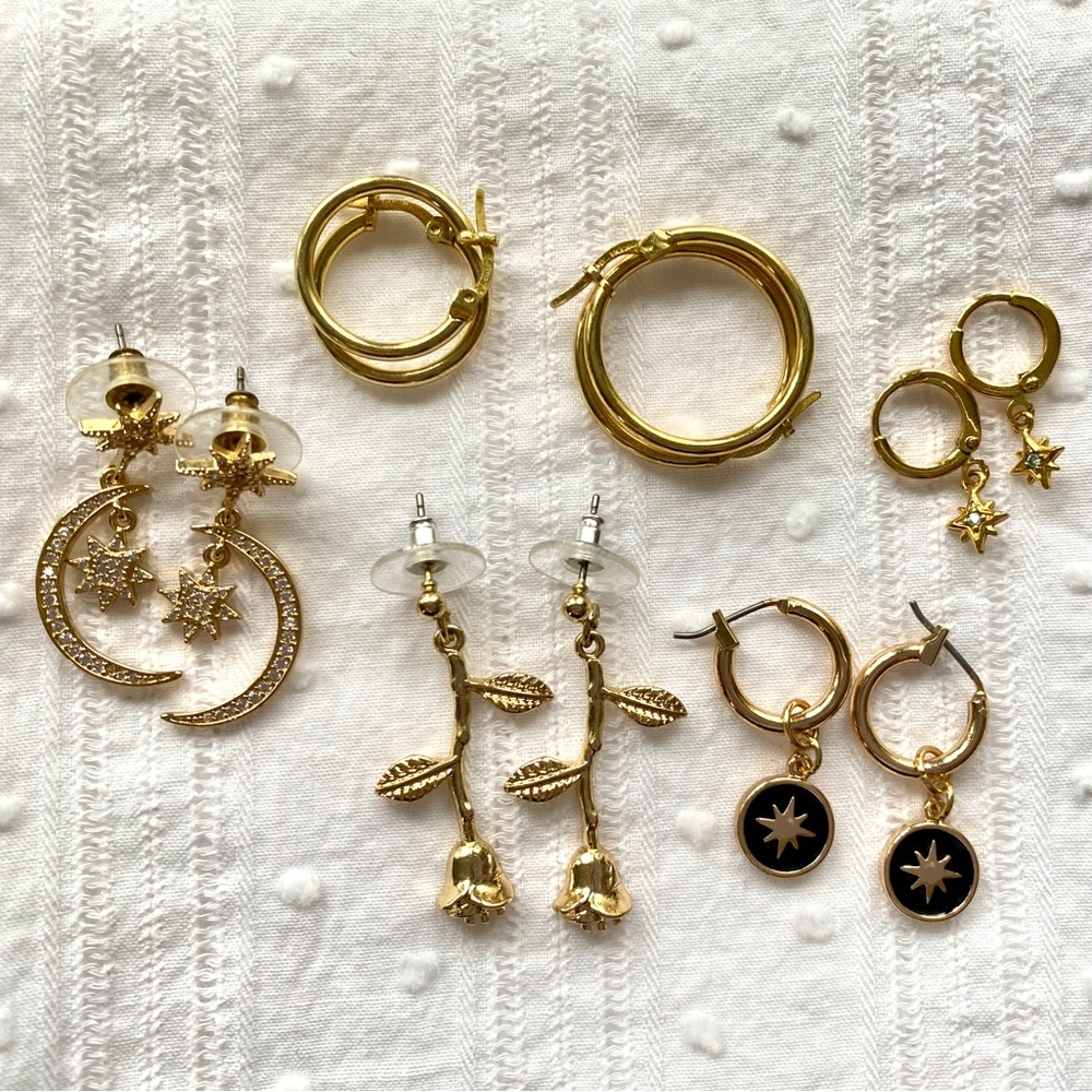 Gold-Tone Costume Jewelry Lot — Necklaces & Earrings